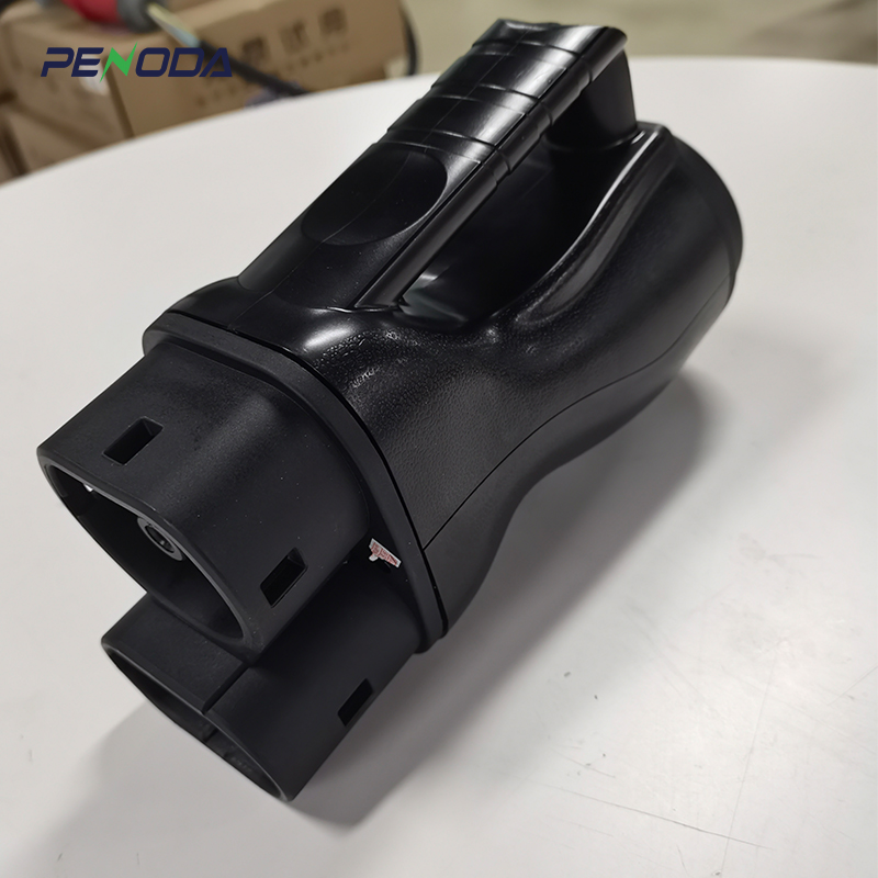 PENODA EV Snellader IP54 DC Ad - Gb/T To Ccs2 200A Fast Charging Adapter recensie en prijs